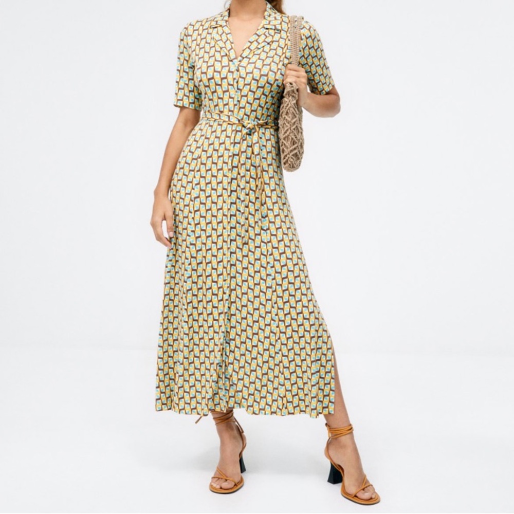 Surkana Button Up Collared Tshirt Dress with Fabric Belt - Picture 5 of 6